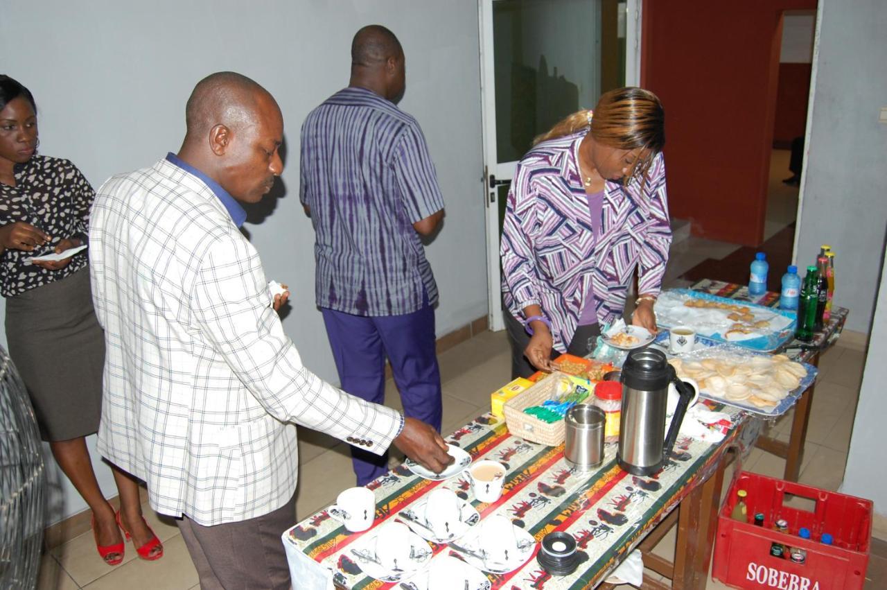 Senateur Hotel Agontinkon Cotonou Eksteriør billede