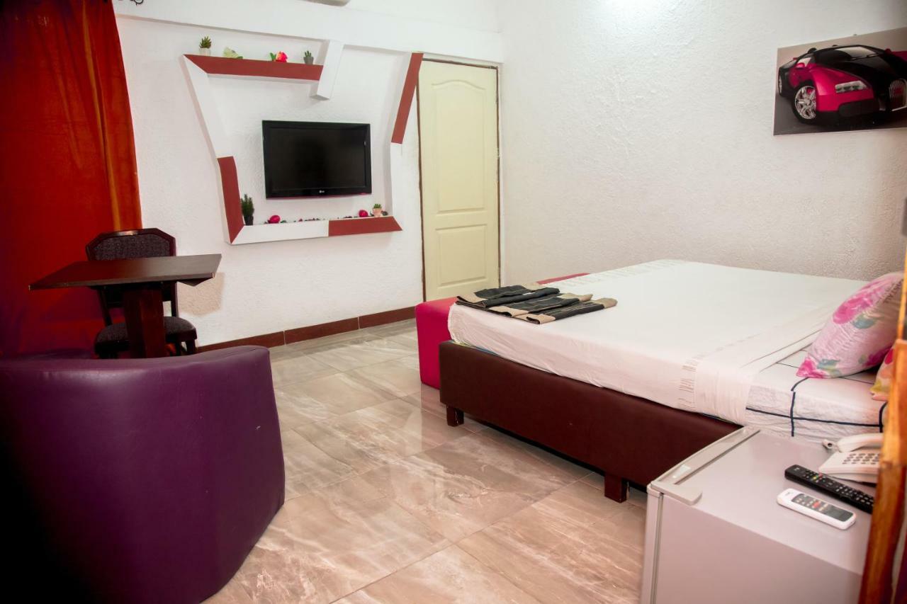 Senateur Hotel Agontinkon Cotonou Eksteriør billede